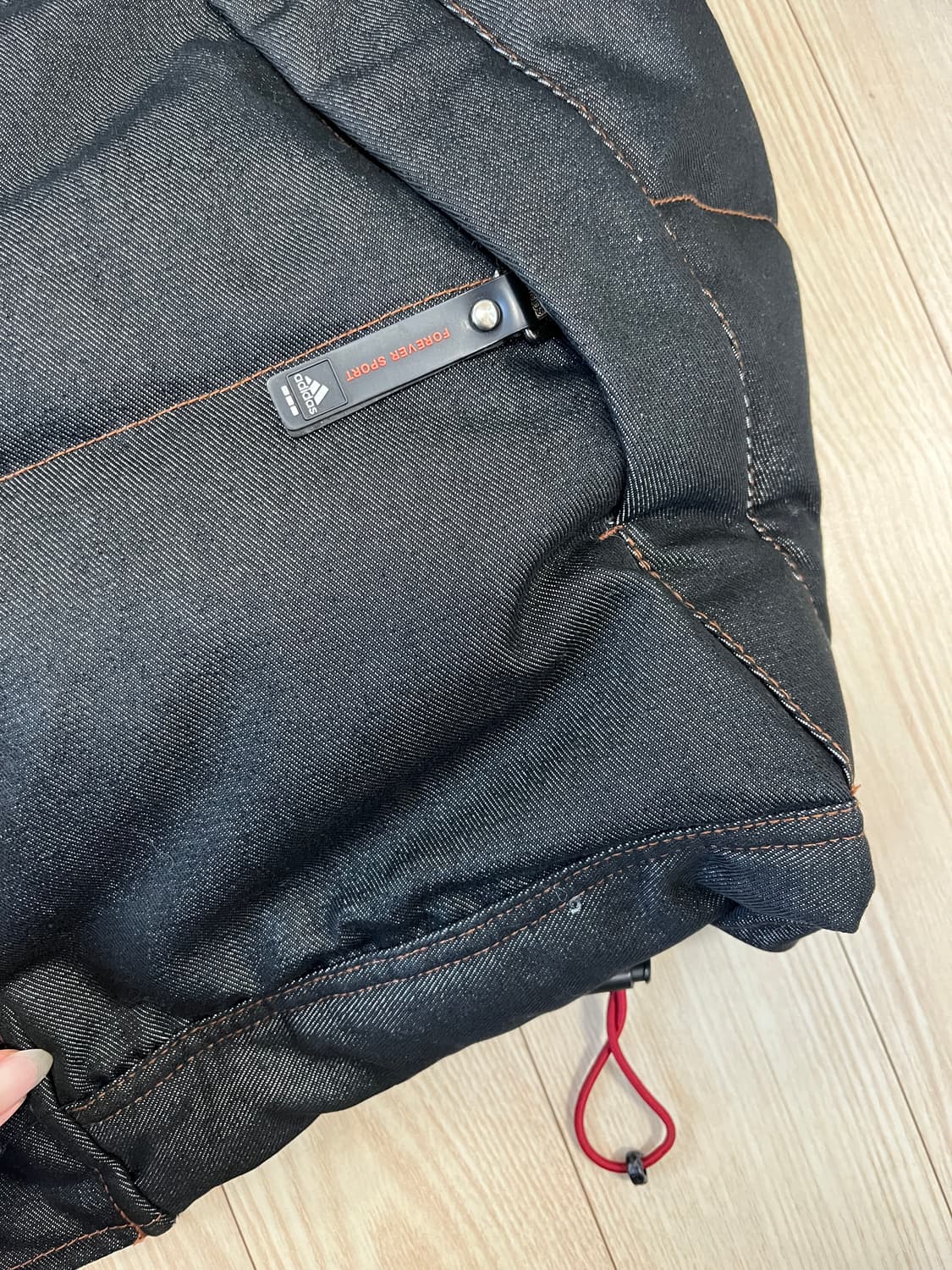 아디다스 덕다운 데님 패딩 상품이미지6