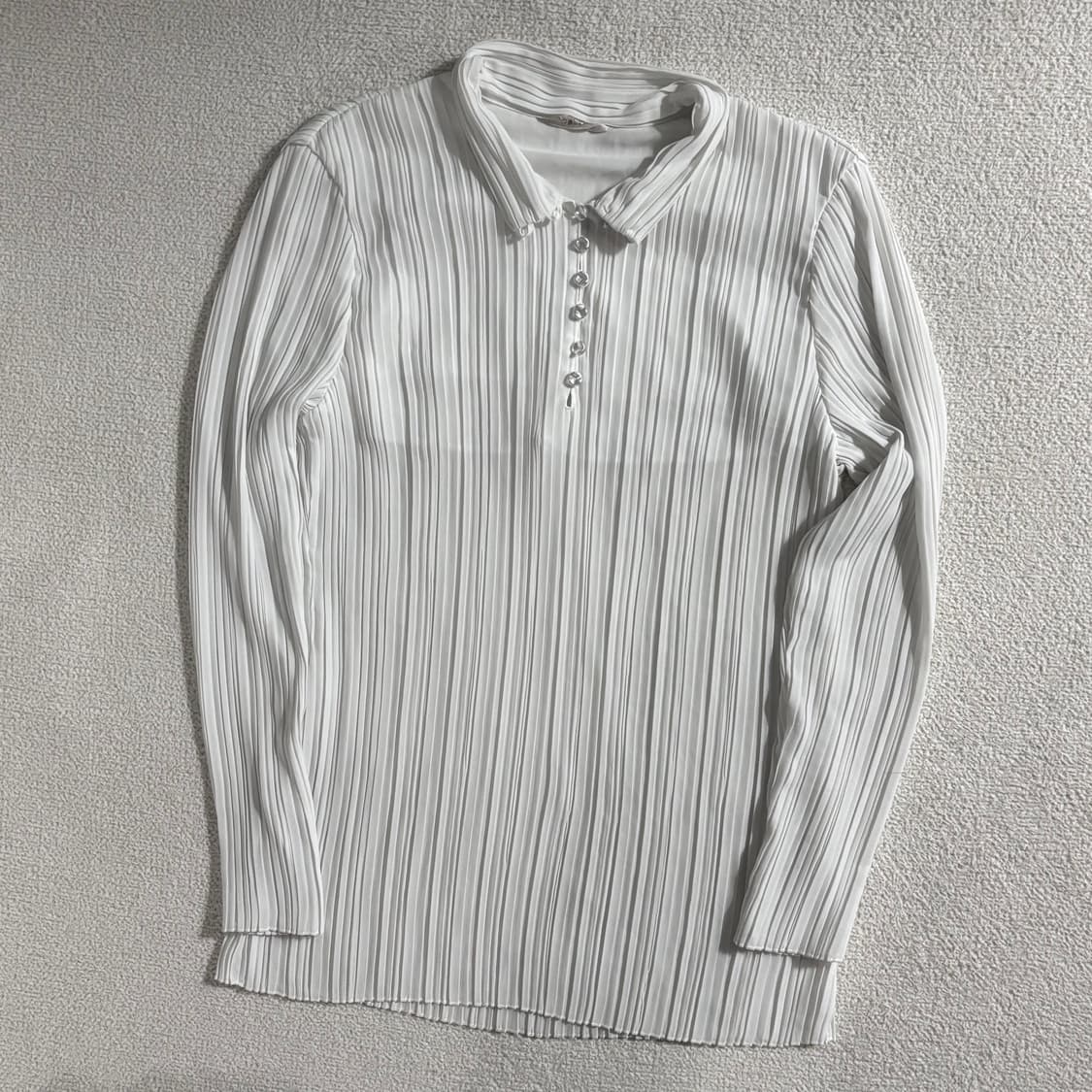 일본빈티지 화이트 진주단추 긴팔 탑 상품이미지1