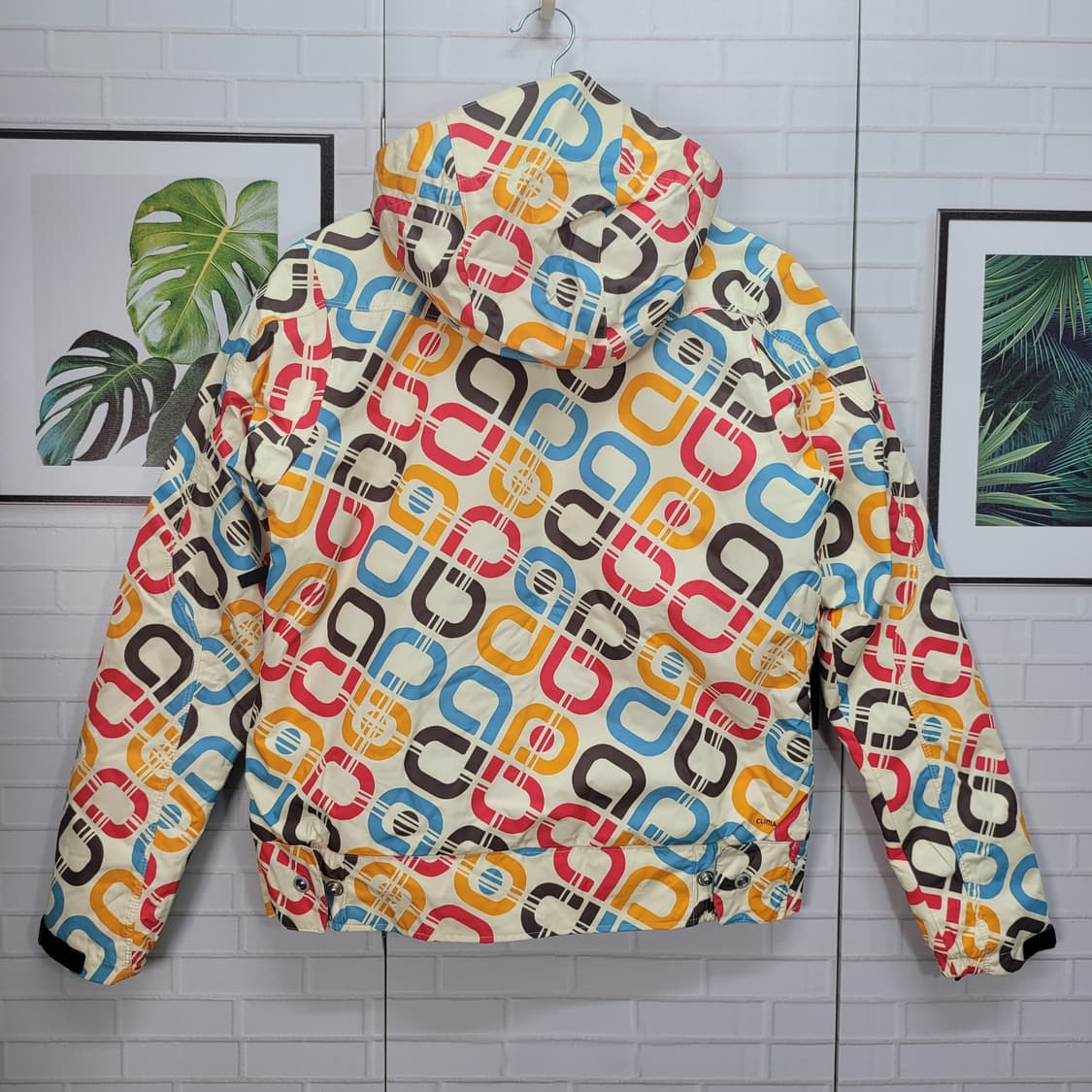 아디다스 여성용 스키 보드 재킷 90사이즈 새상품급 상품이미지4