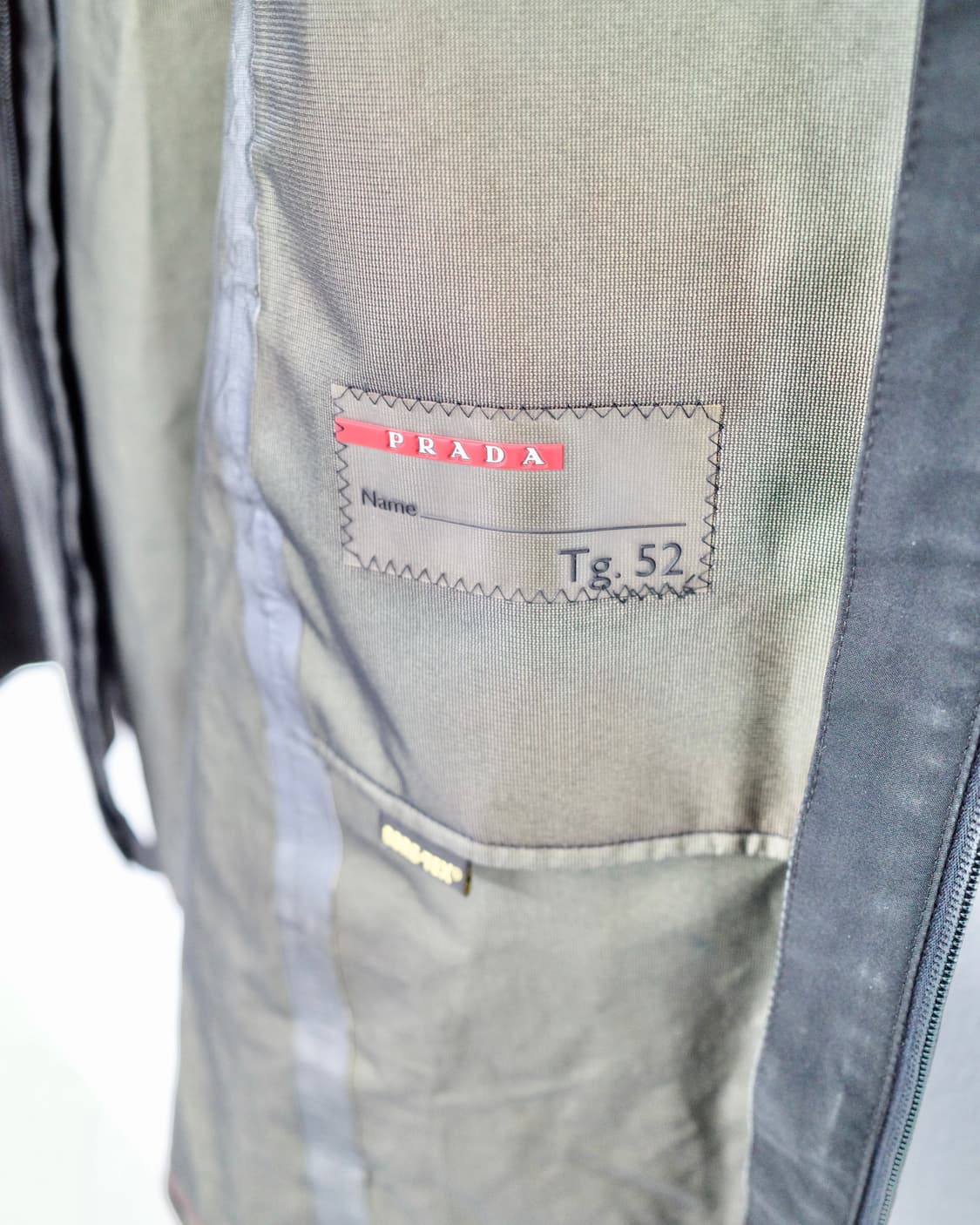 Prada Red Tab GORE-TEX Rain Coat 상품이미지3