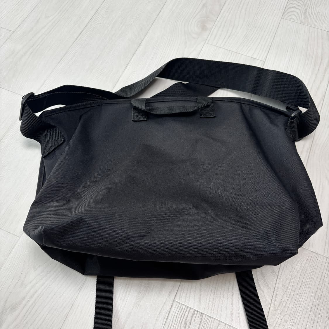 칼하트 파슬백 크로스백 상품이미지2