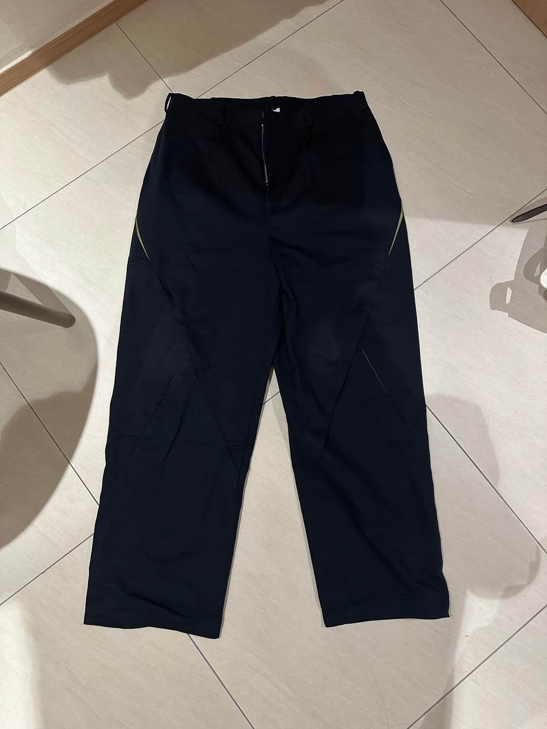 강정석 CONCEALED TROUSERS NAVY (2size) 상품이미지1