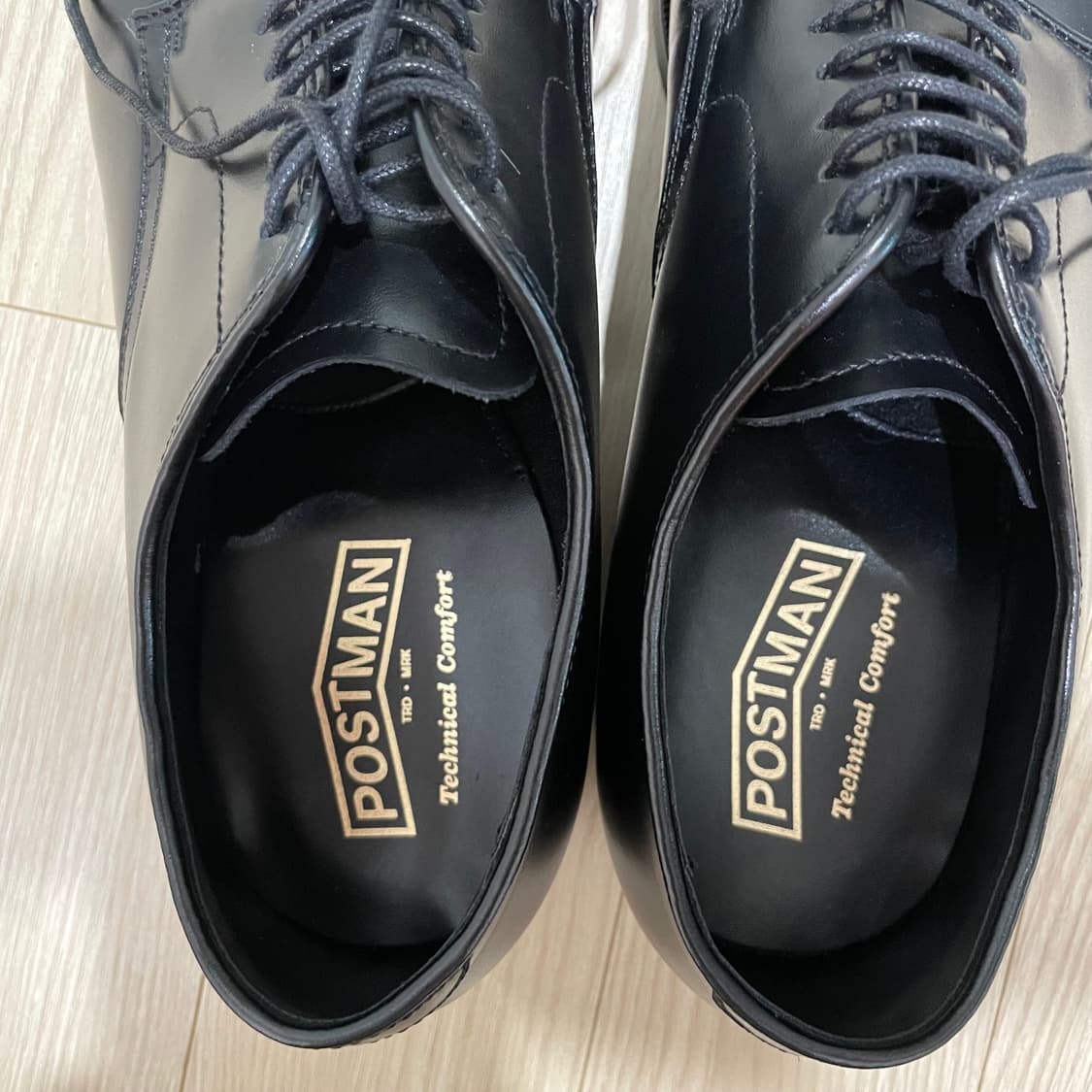 포스트맨 T2 더비 블랙 상품이미지5