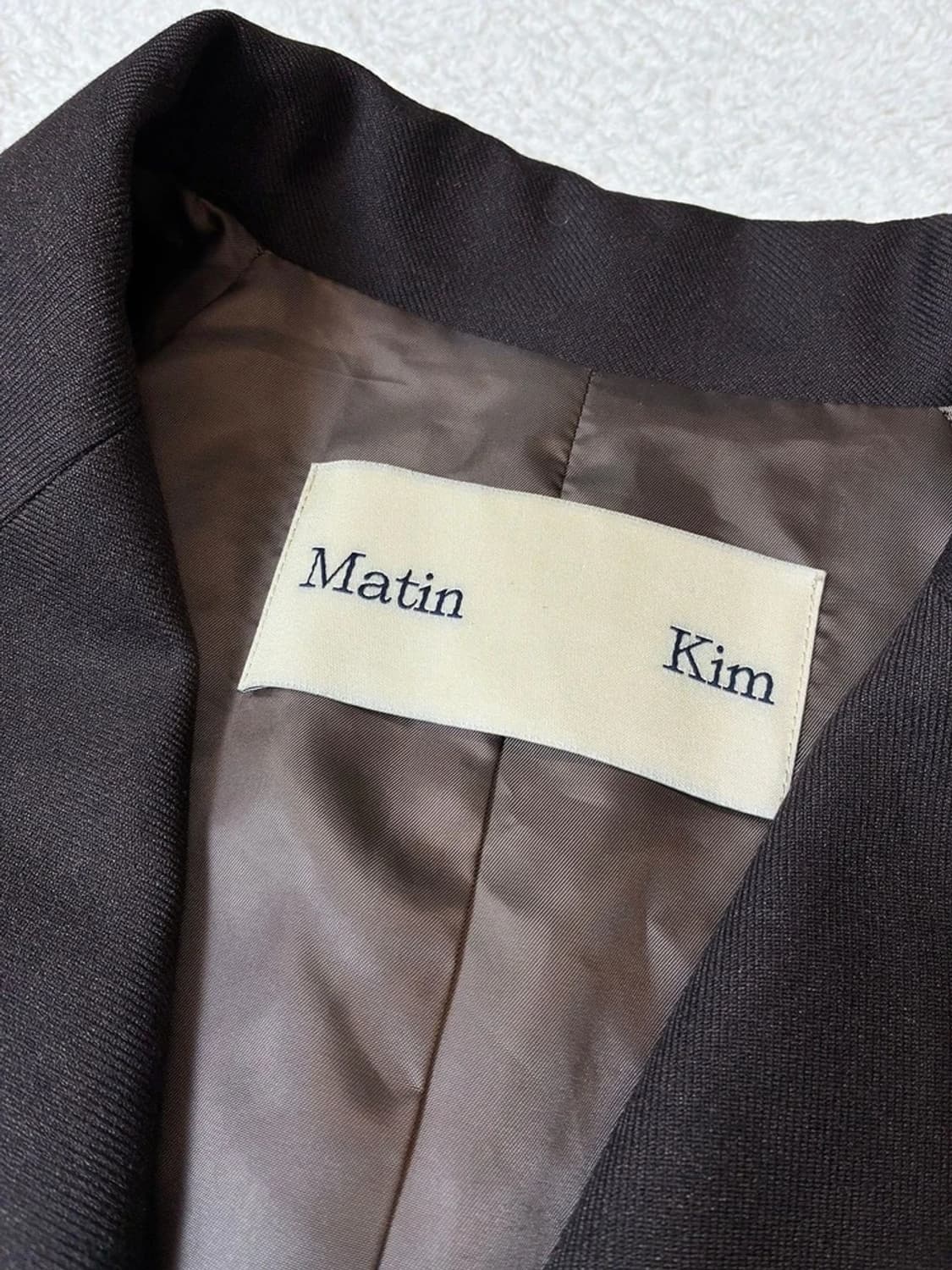 마뗑킴 20ss 스티치 롱 트렌치 코트 PN7157 상품이미지6