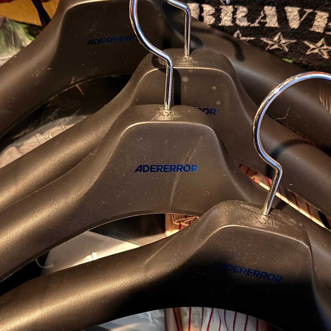 아더에러 옷걸이 4개 일괄 상품이미지1