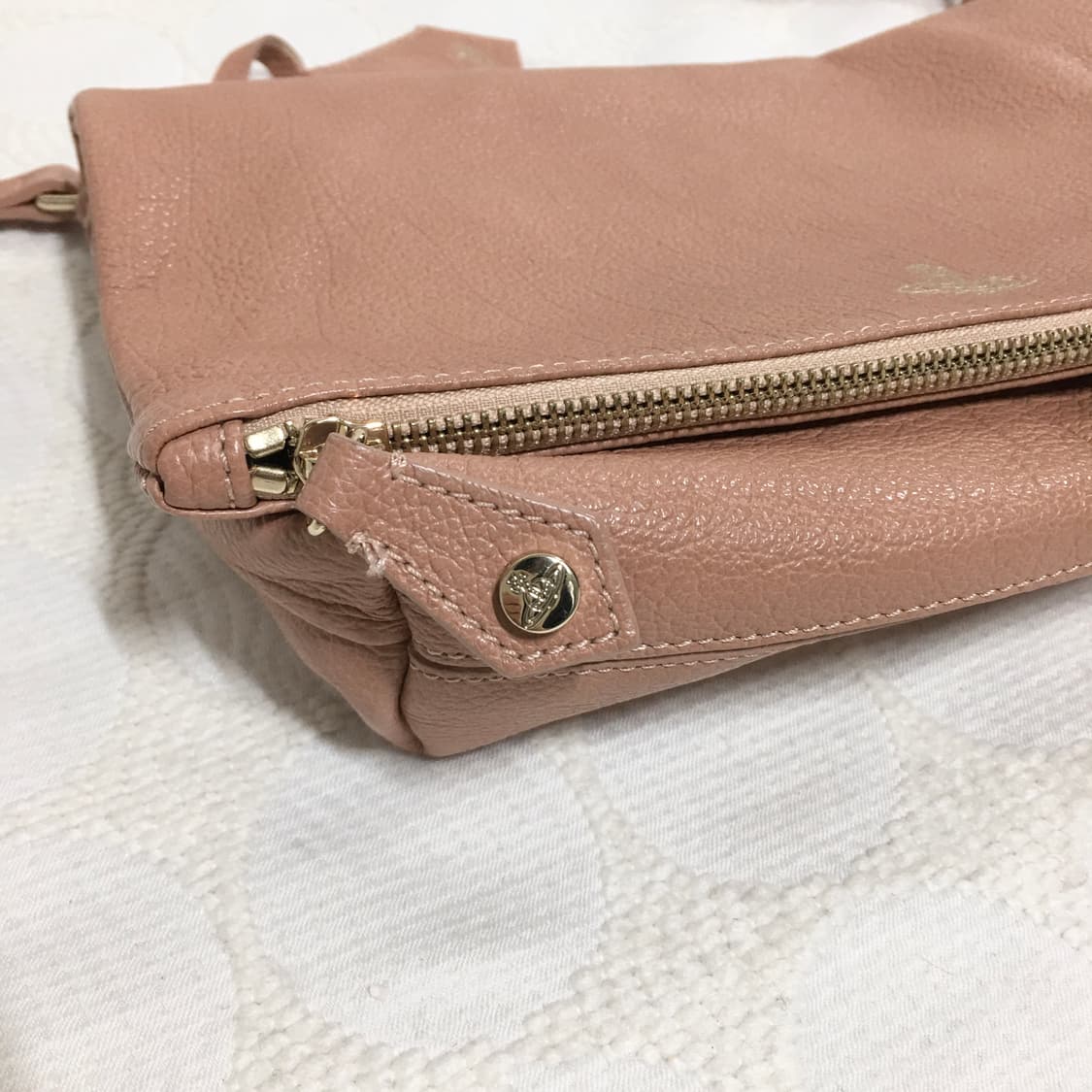 비비안 웨스트우드 핑크 가죽 가방 상품이미지6