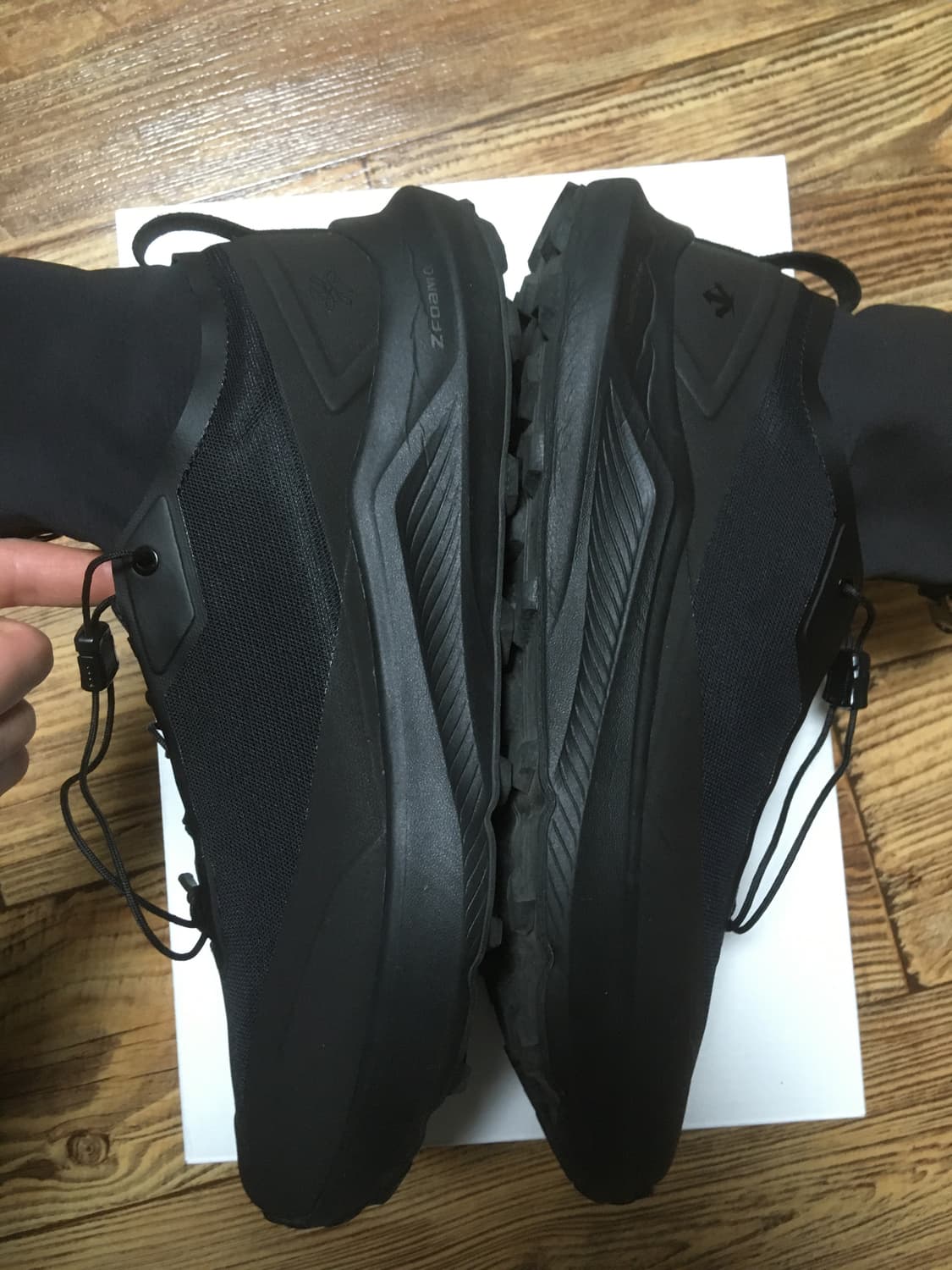 데상트 유스 시프트 트레일 블랙 판매합니다 상품이미지6