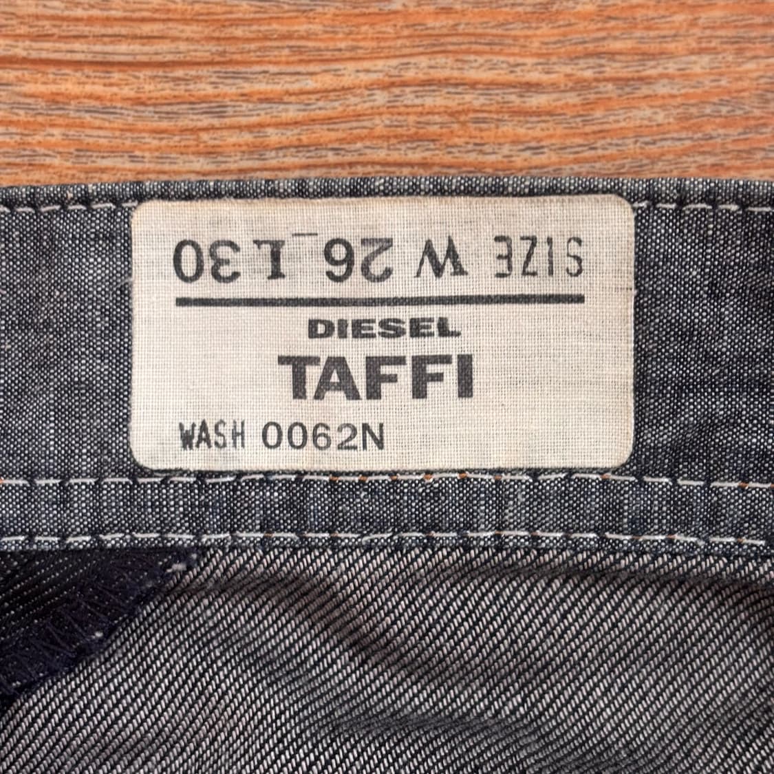 디젤 26 청바지 TAFFI 슬림 테이퍼드 신세계 정품 수입 상품이미지6