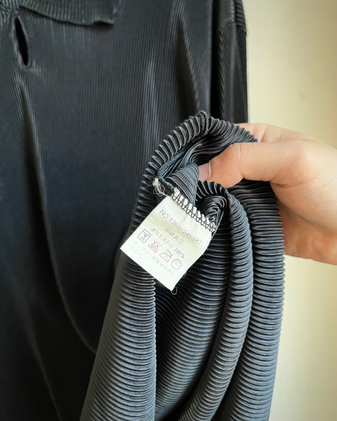 JPN Vintage Black Pleats PK Long-Sleeve 상품이미지6
