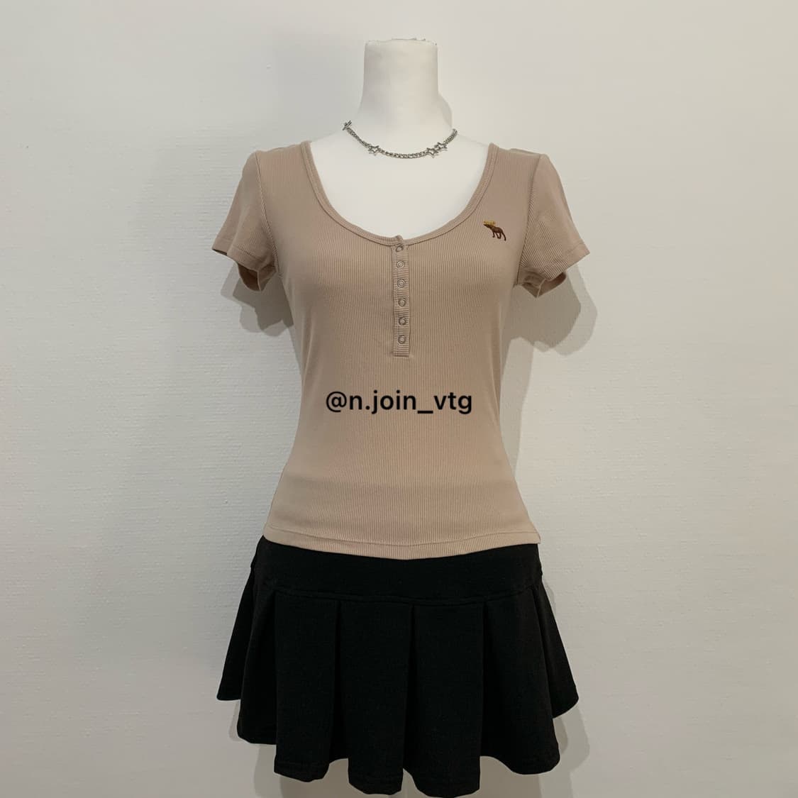 아베크롬비 헨리넥 연브라운 반팔 티셔츠 상품이미지1