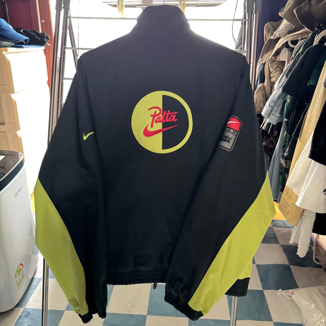 나이키 에어맥스 Patta 우븐 자켓(us l kr xl 새상품) 상품이미지3