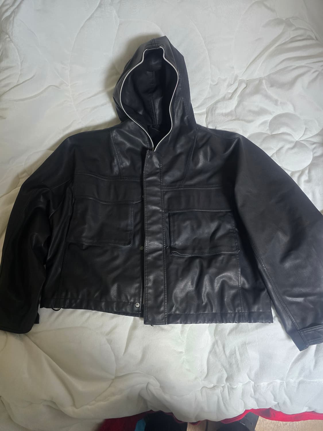 솔리드옴므 24FW 램스킨(양가죽) 후드자켓(50사이즈) 상품이미지3