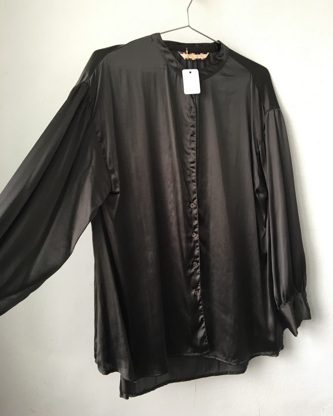 Glossy blouse 상품이미지2