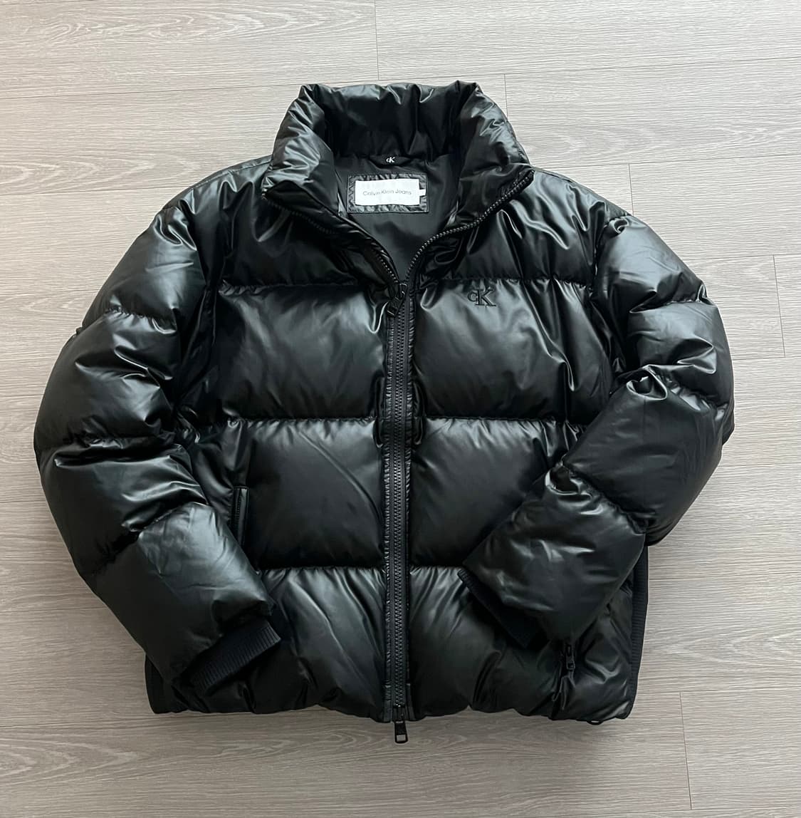 (실착3회) 손흥민 착용, Ck 캘빈클라인 블랙 패딩 상품이미지1