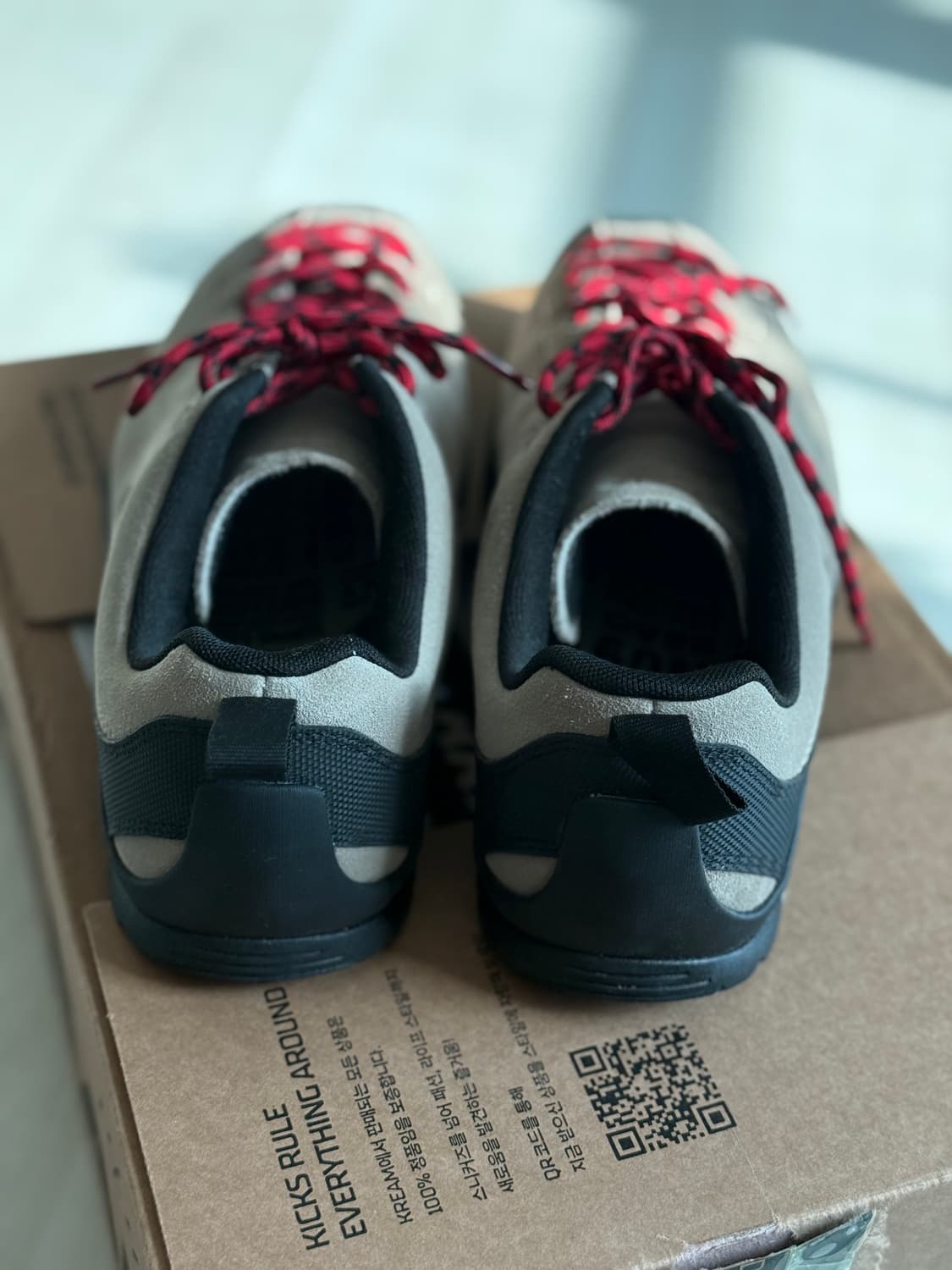 킨 재스퍼 스웨이드 실버 밍크 팝니다(270) 상품이미지3