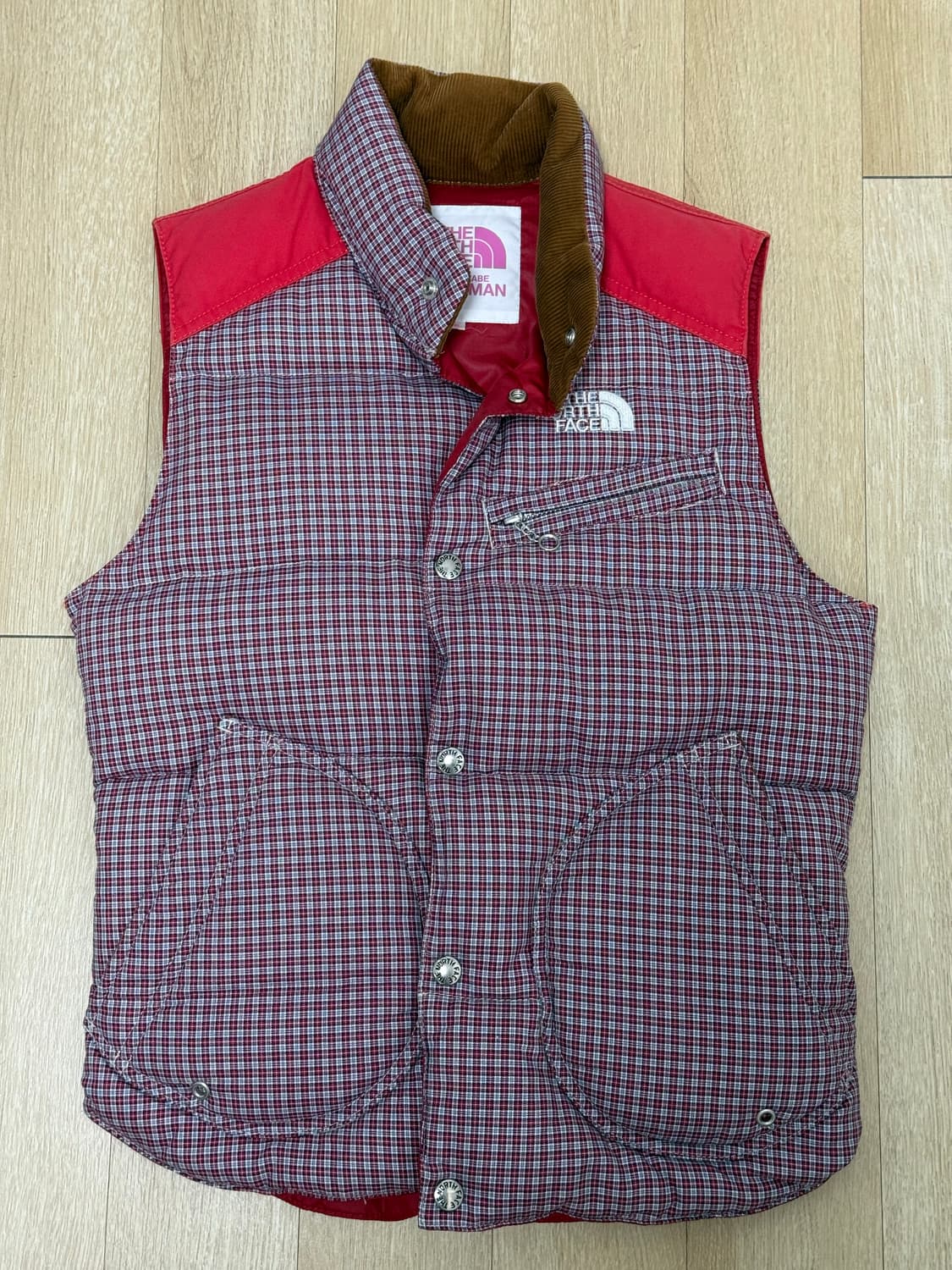 노스페이스 x꼼데가르송 조끼패딩 상품이미지5