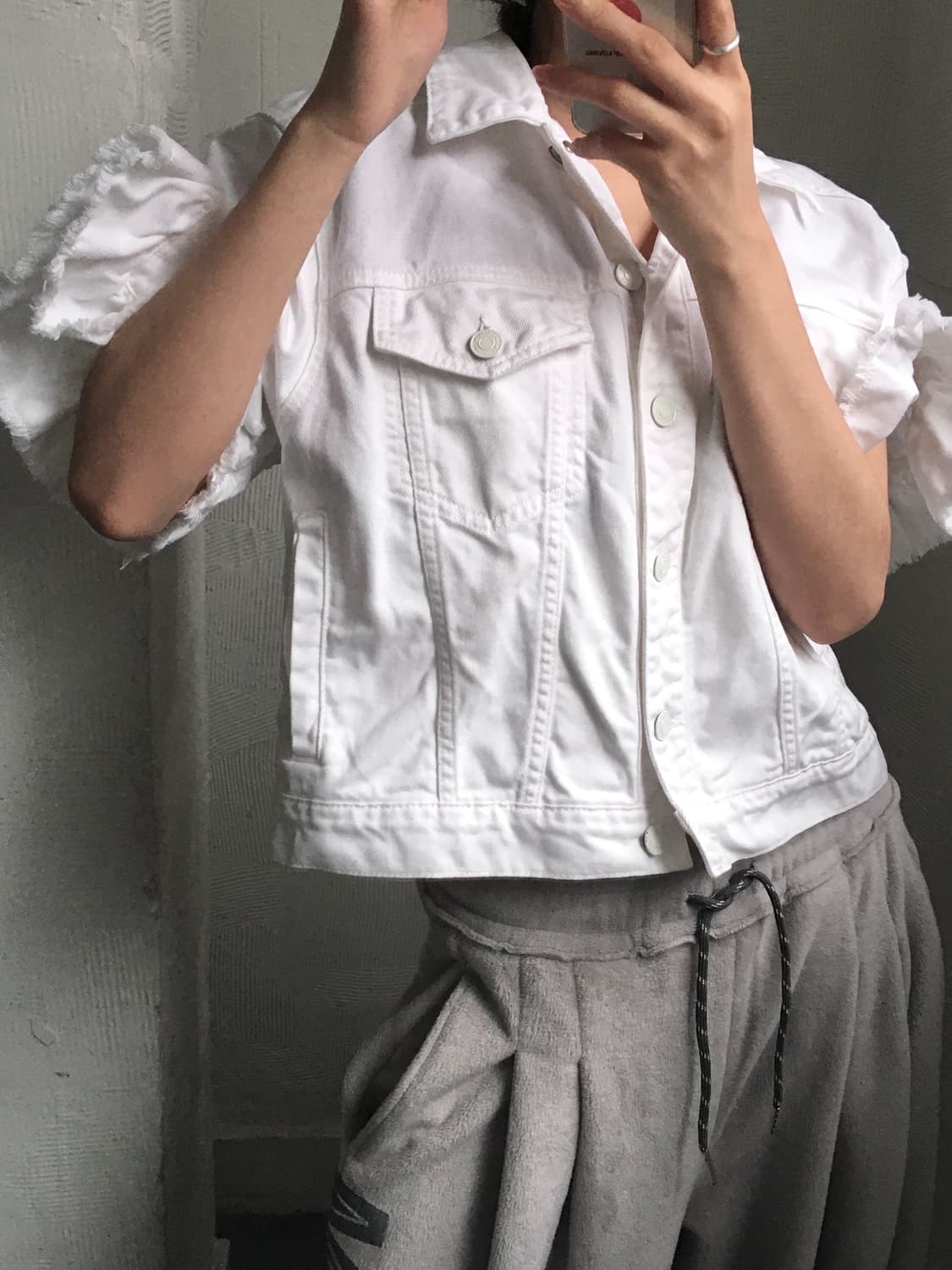 MSGM 엠에스지엠 화이트 퍼프 슬립 크롭 데님 자켓 상품이미지1