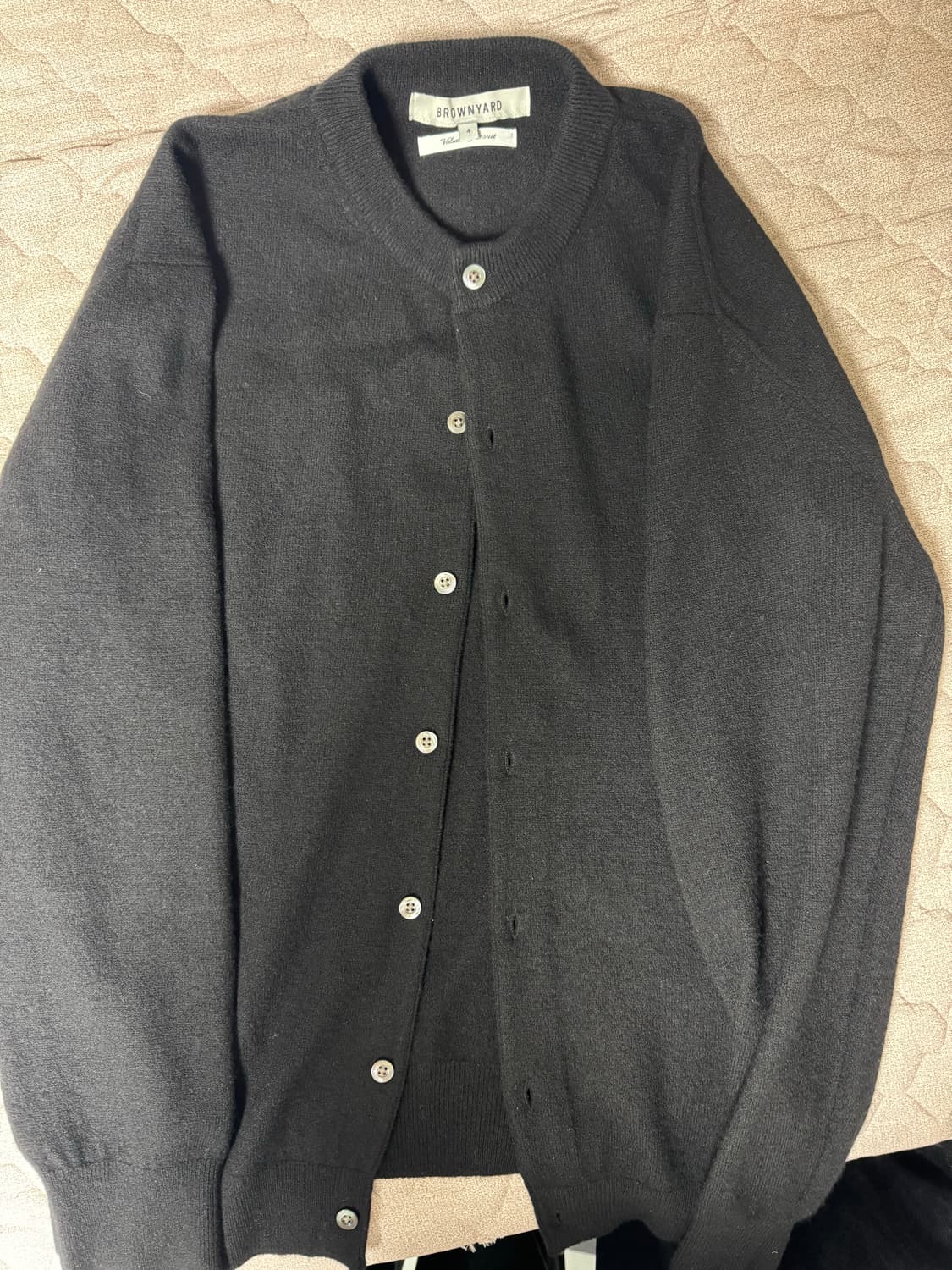 브라운야드 라운드넥 가디건 4사이즈 판매합니다 상품이미지1