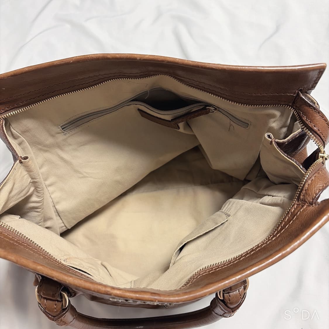 지방시 브라운 가죽 토트겸 숄더백 상품이미지6