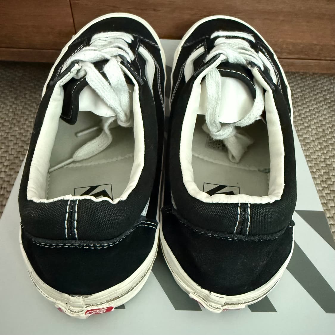 반스 볼트 OG 올드스쿨 LX 블랙 화이트 275 스니커즈 운동화 상품이미지2