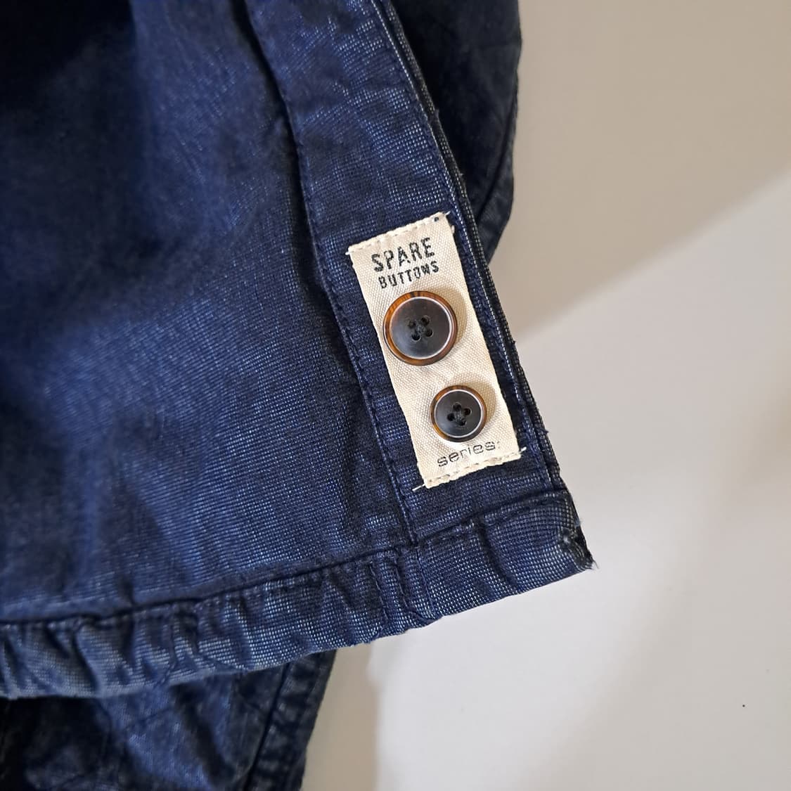 (택포) 코오롱시리즈 가먼트 퀼팅 데님 아우터셔츠 105 B142 상품이미지7