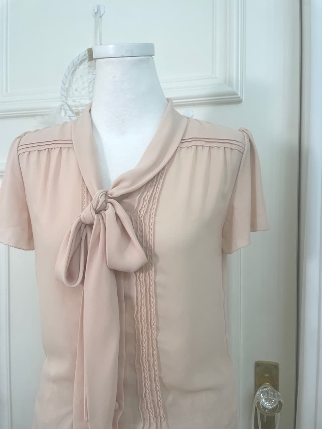 plum cream bow lovely blouse(size-2) 상품이미지6