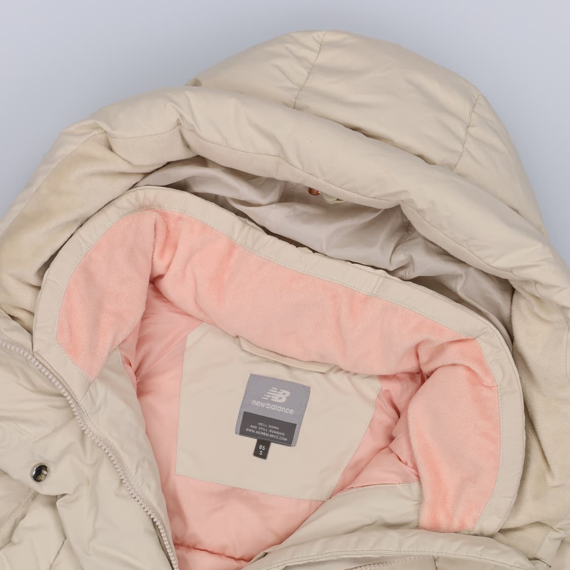 [85S] 뉴발란스 여성 구스다운 후드 패딩 1103HR2 상품이미지5