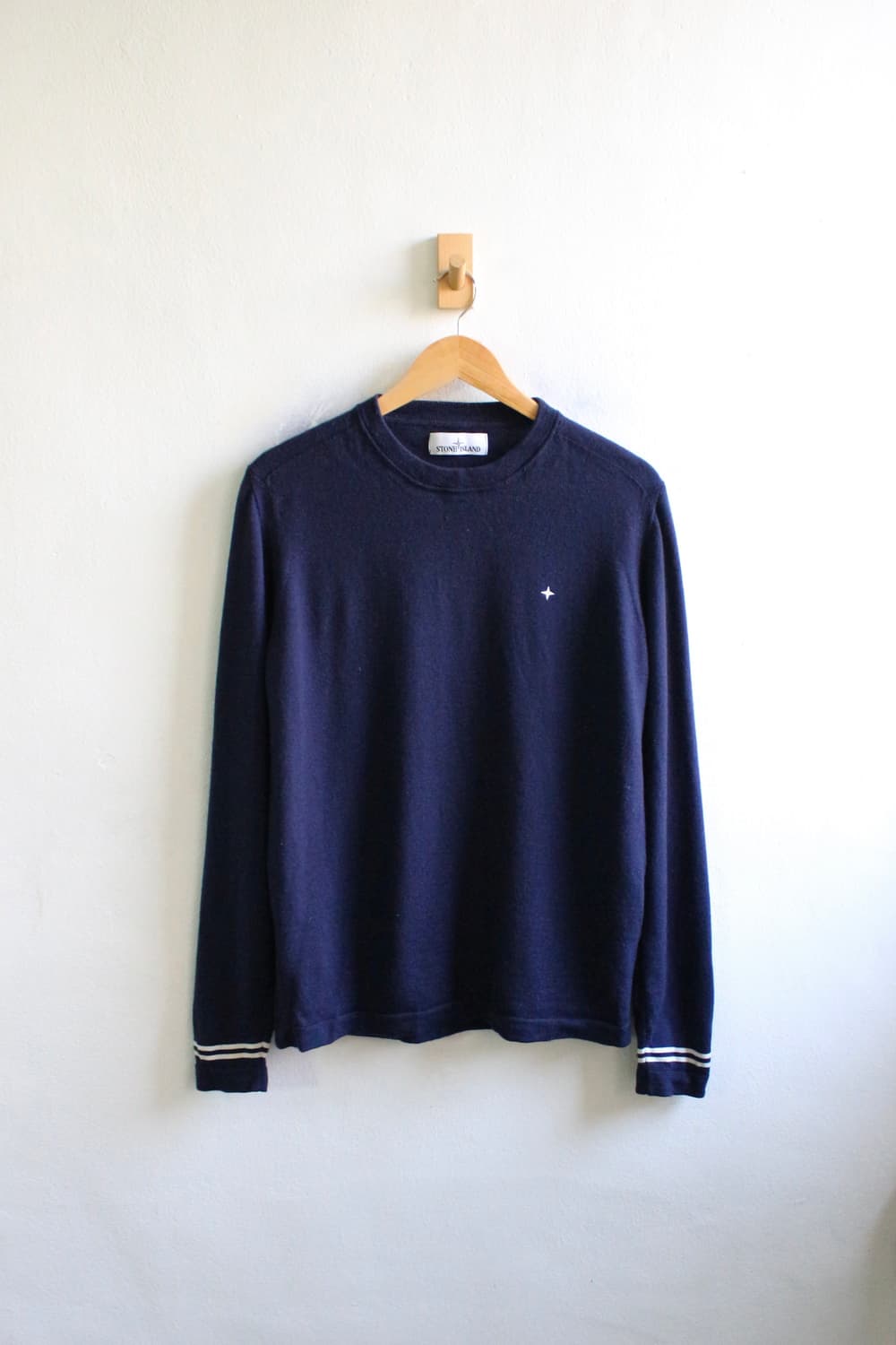 스톤아일랜드 데님 라인 니트 상품이미지1