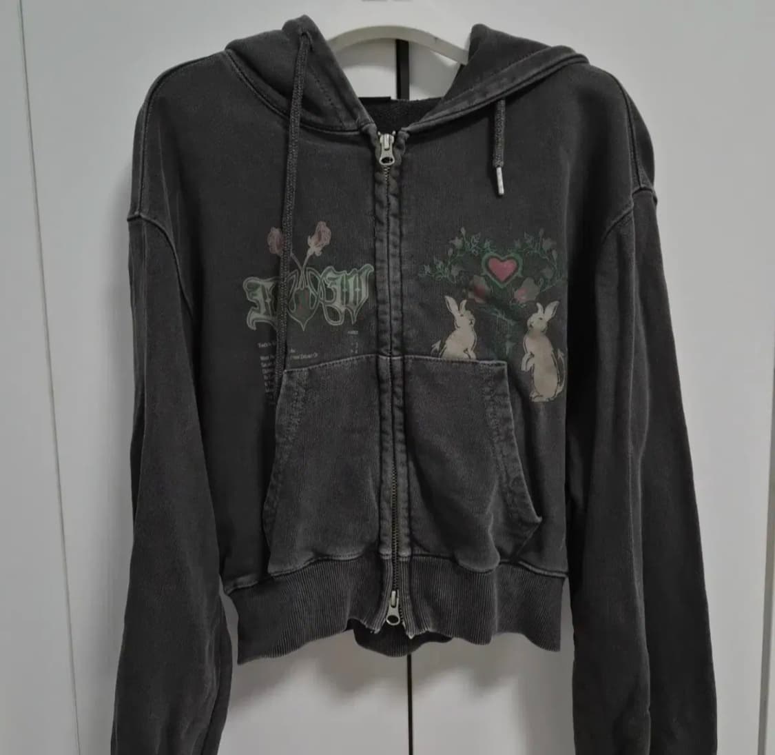 이퓨원트 빈티지 워싱 크롭 후드집업 상품이미지2