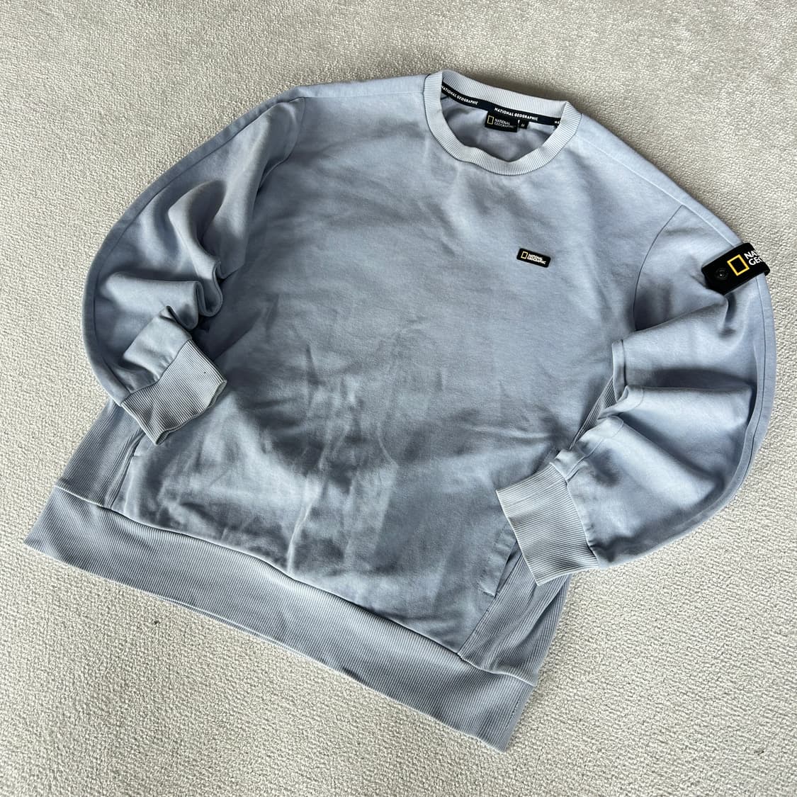 네셔널지오그래픽 하늘색 맨투맨  상품이미지1