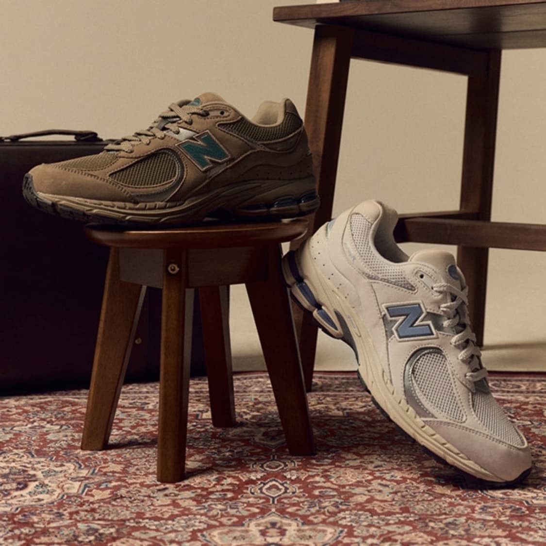 뉴발란스 U2002ROB뉴발란스 235새상품 상품이미지1