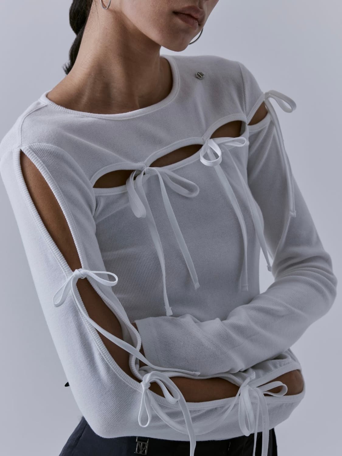 [트리밍버드] 슬릿 스트랩 롱 슬리브 상품이미지2