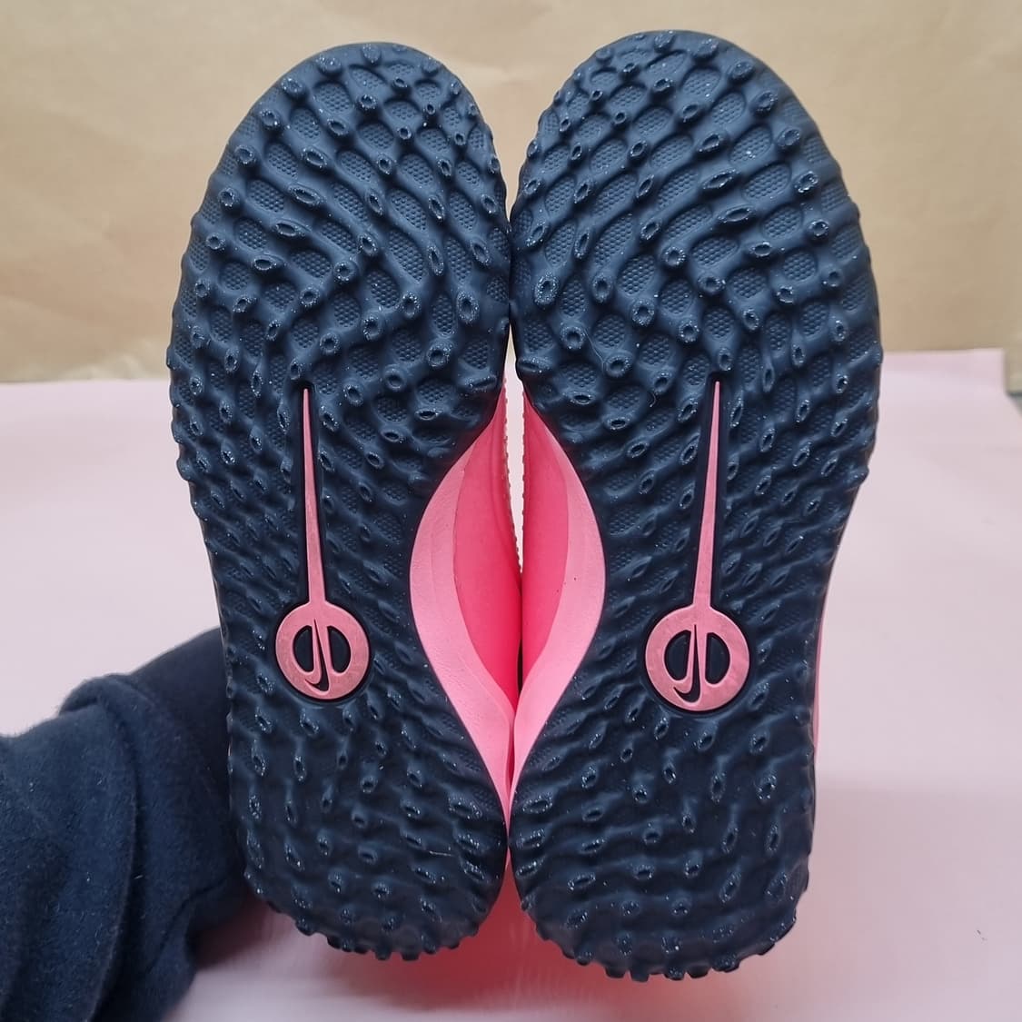 나이키 티엠포 레전드10 아동풋살화220 상품이미지3