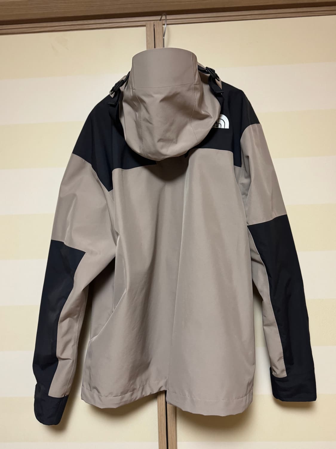 노스페이스 1990 고어텍스 마운틴 자켓 2XL 상품이미지3