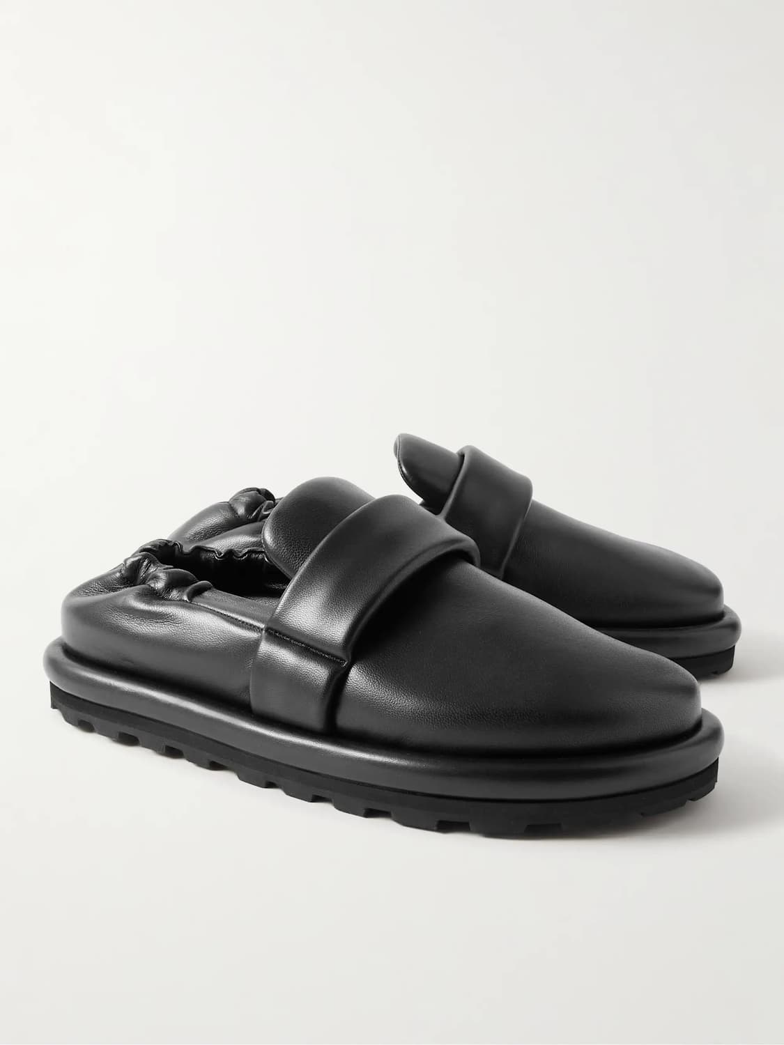 JIL SANDER 질샌더 퍼피 패디드 레더 뮬 로퍼 블랙 상품이미지1