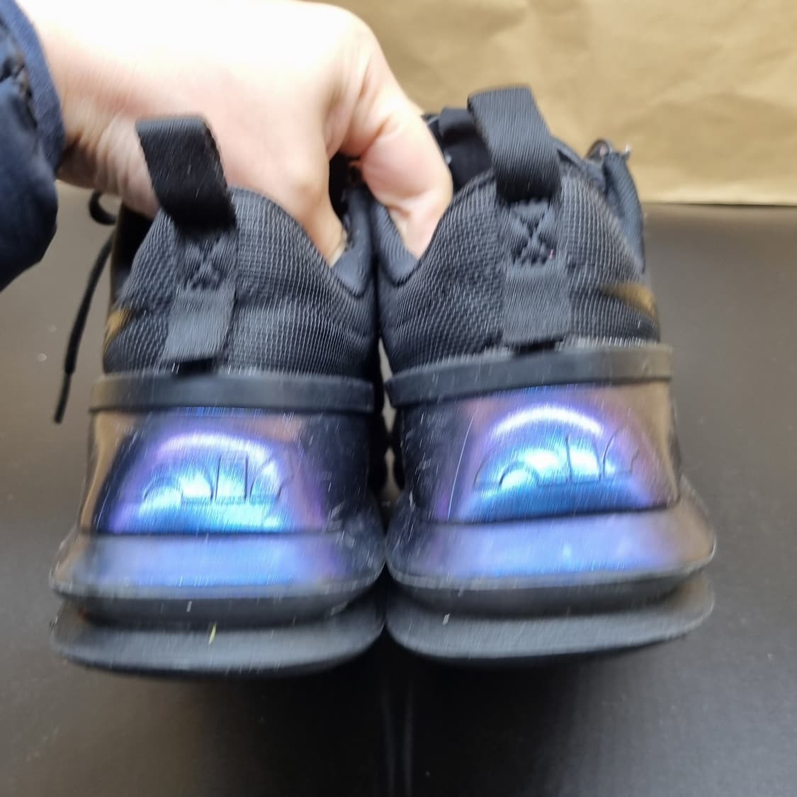 나이키 에어맥스 업 트리플블랙 운동화230 상품이미지4