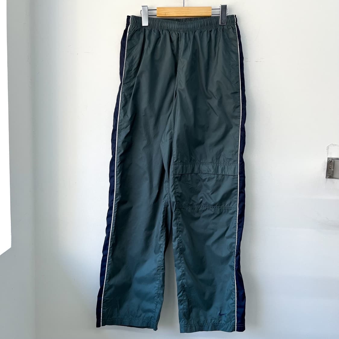나이키 스우시 그린/네이비 사이드라인 올드스쿨 우븐팬츠 상품이미지4