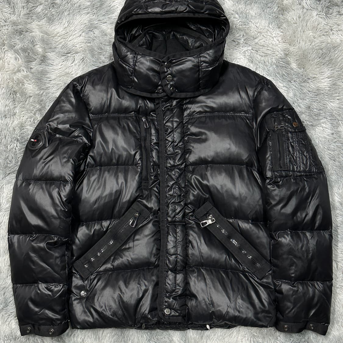 폴로 랄프로렌 덕다운 유광 후드패딩 m 상품이미지1