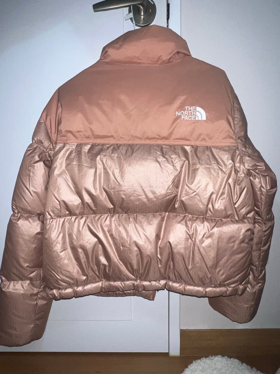 눕시 화이트 라벨 패딩 상품이미지2