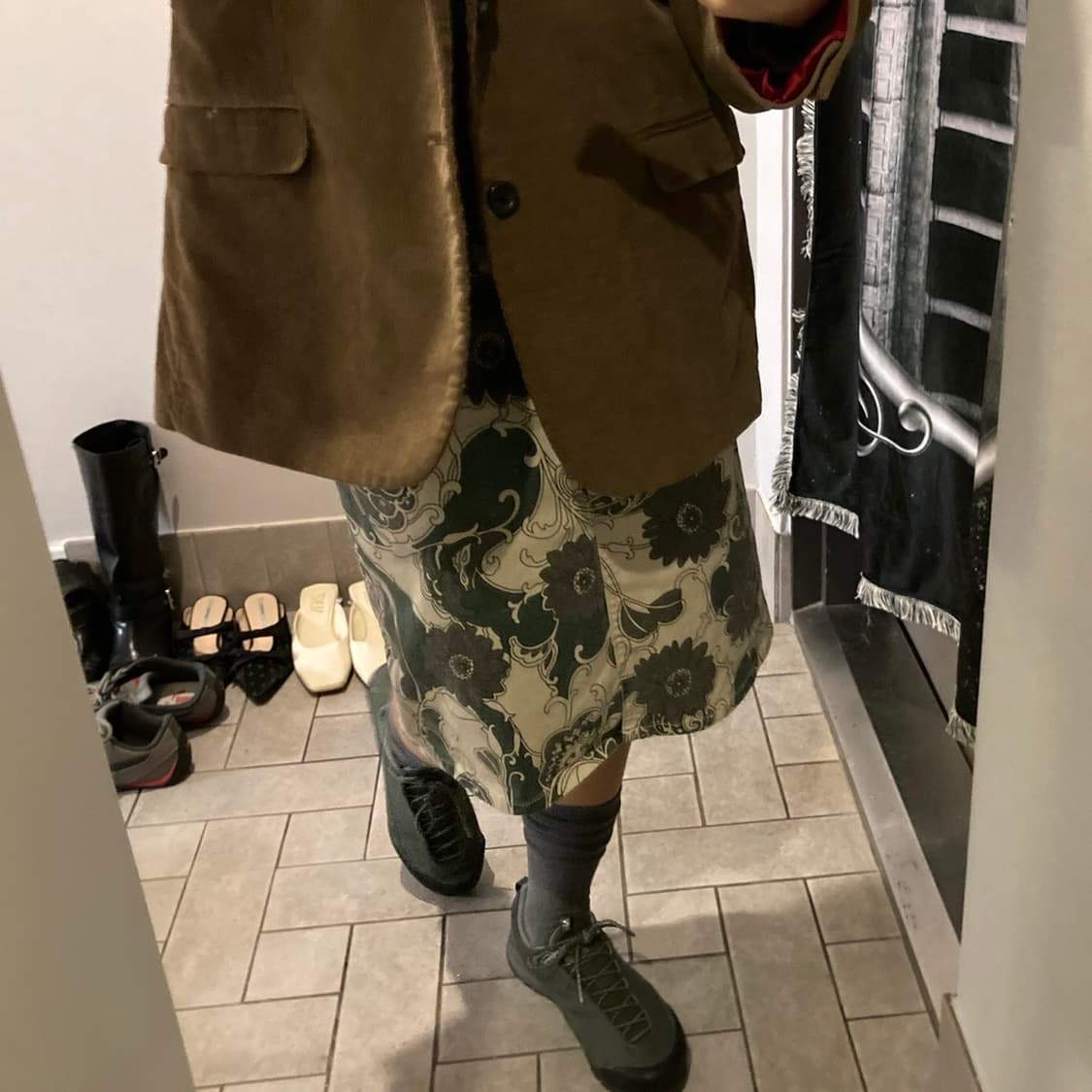 플라워 패턴 미디스커트 상품이미지2