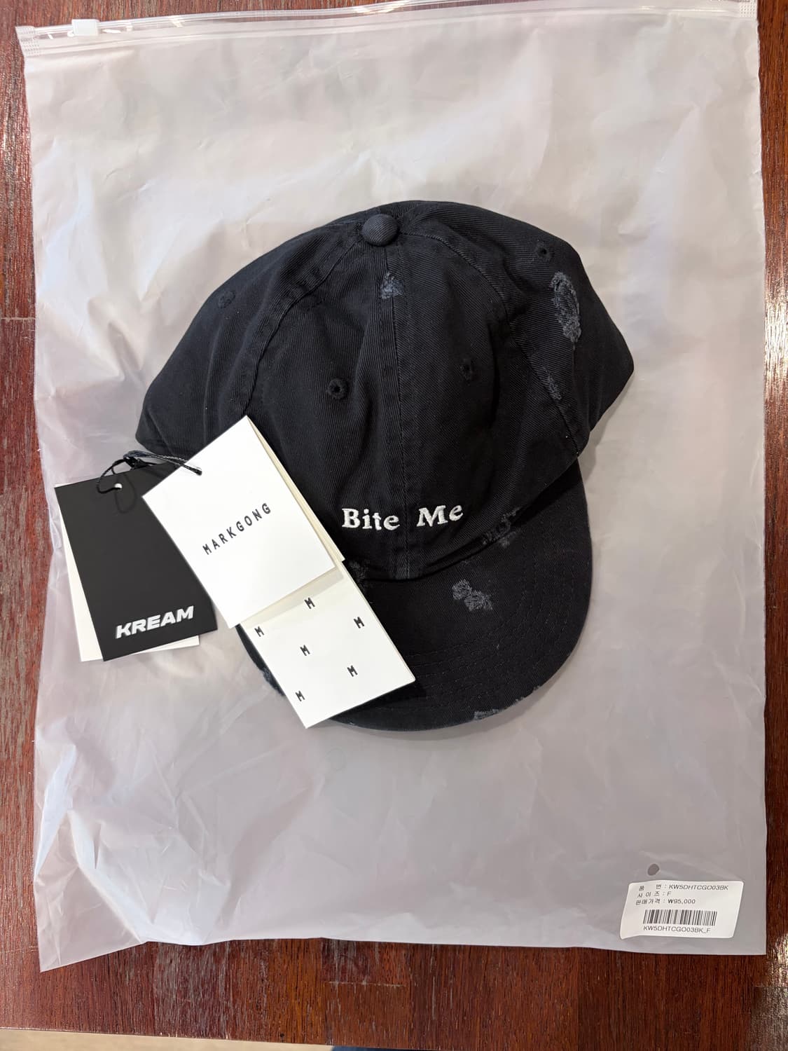 마크공 바이트미 볼캡 블랙  상품이미지1