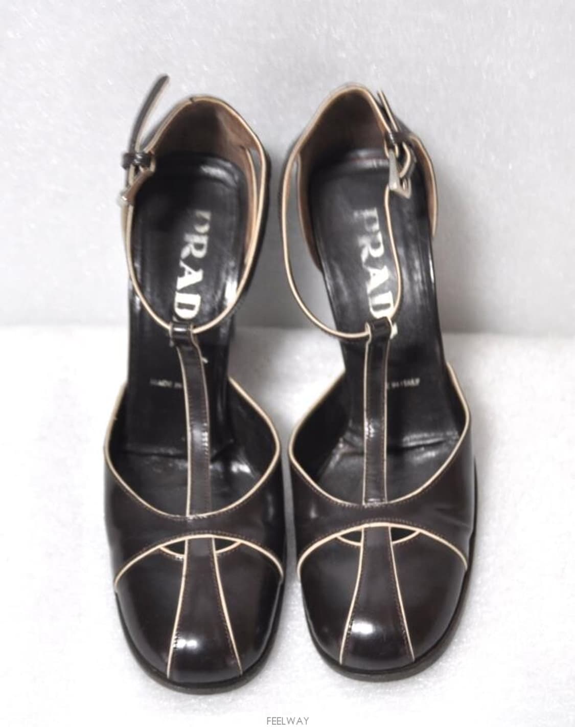 프라다/여성에나멜스트랩통굽구두(사이즈220)정품 상품이미지2