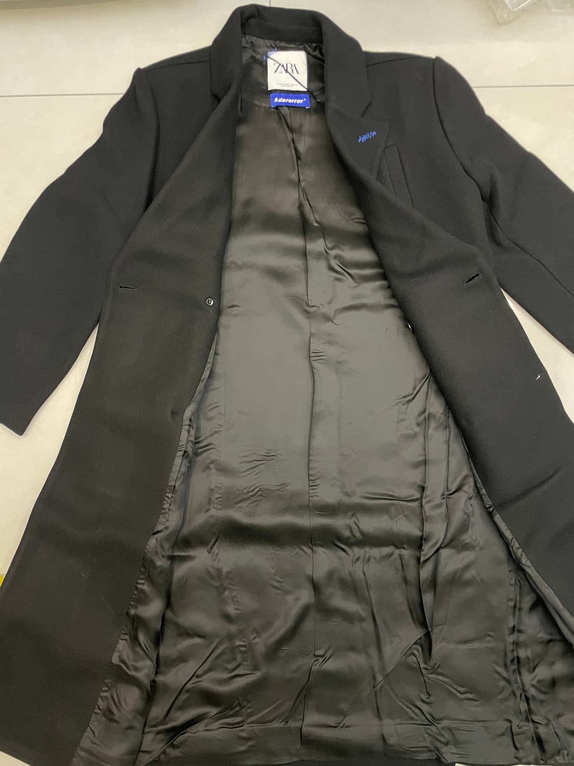 자더에러 코트 초판 블랙 상품이미지2