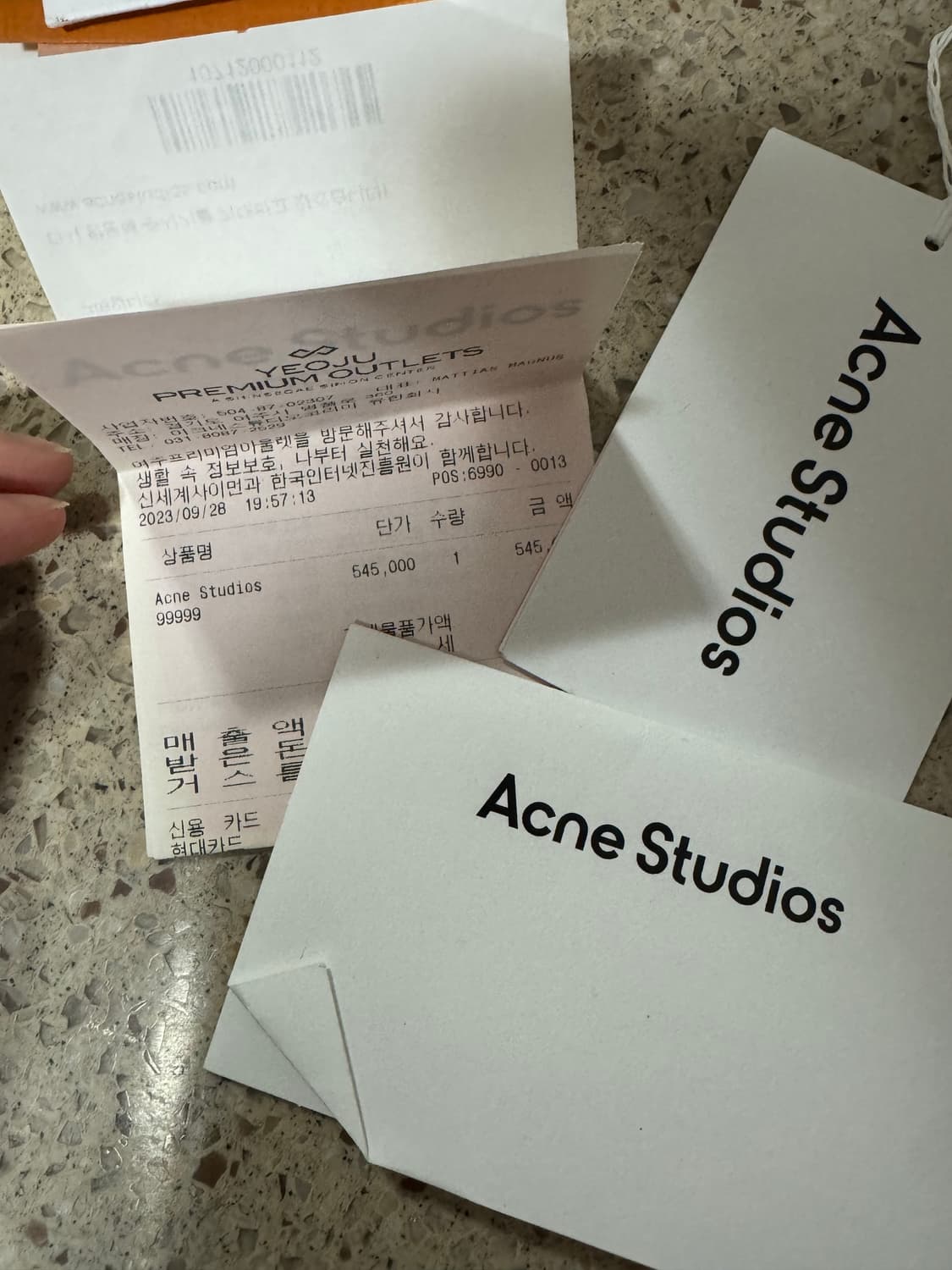 아크네 스튜디오 다운패딩 상품이미지9