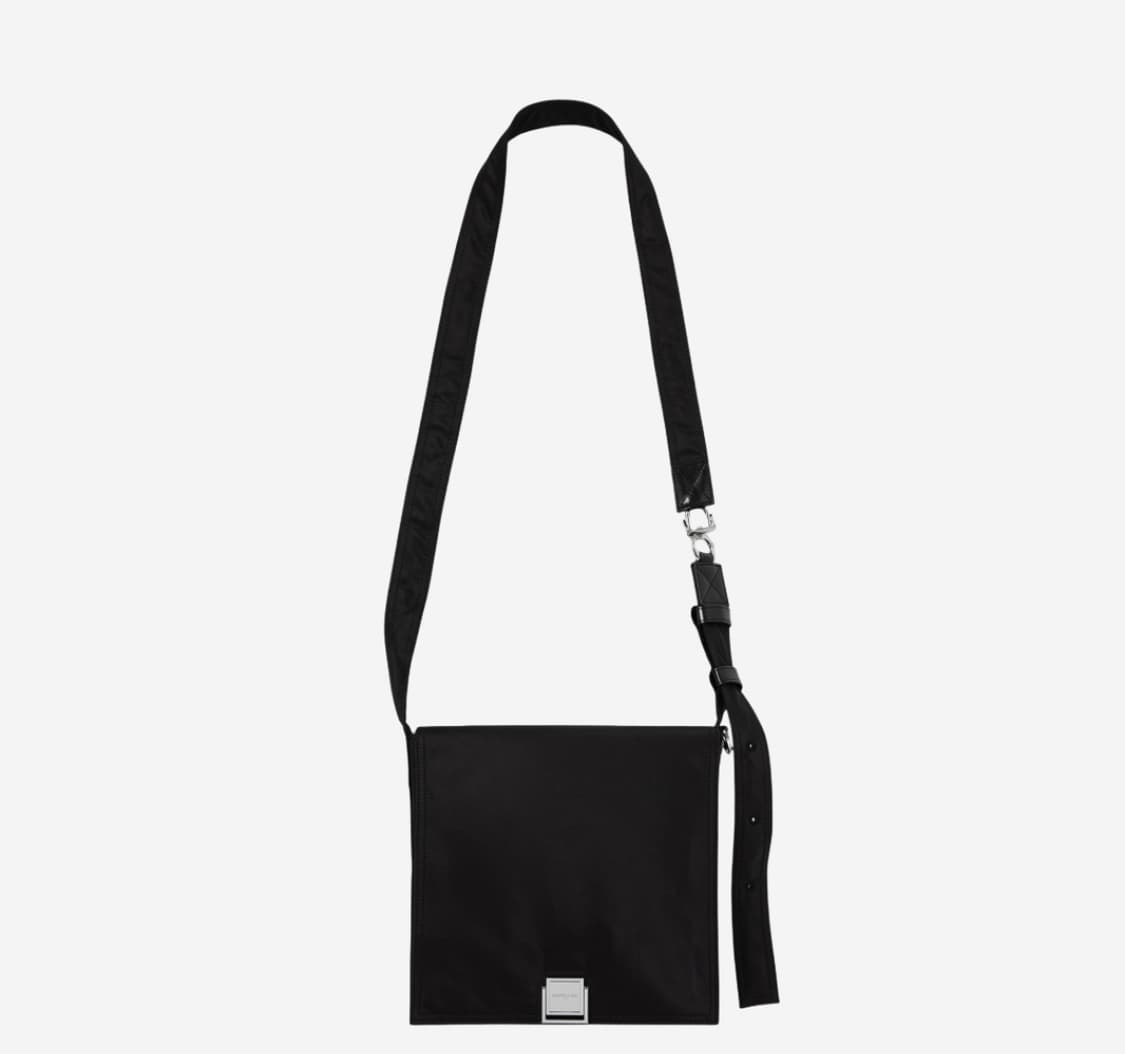 정품 우영미 나일론 크로스바디 백 블랙 상품이미지1