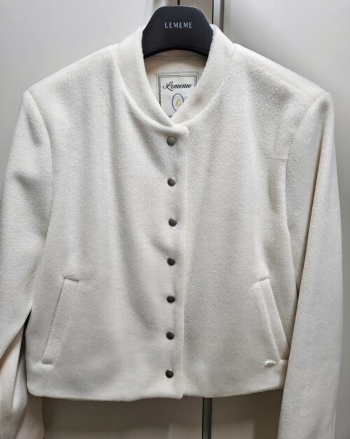정가 23.8(택포함새상품)르메메 Blanc Jacket 크림 크롭 자켓 상품이미지5