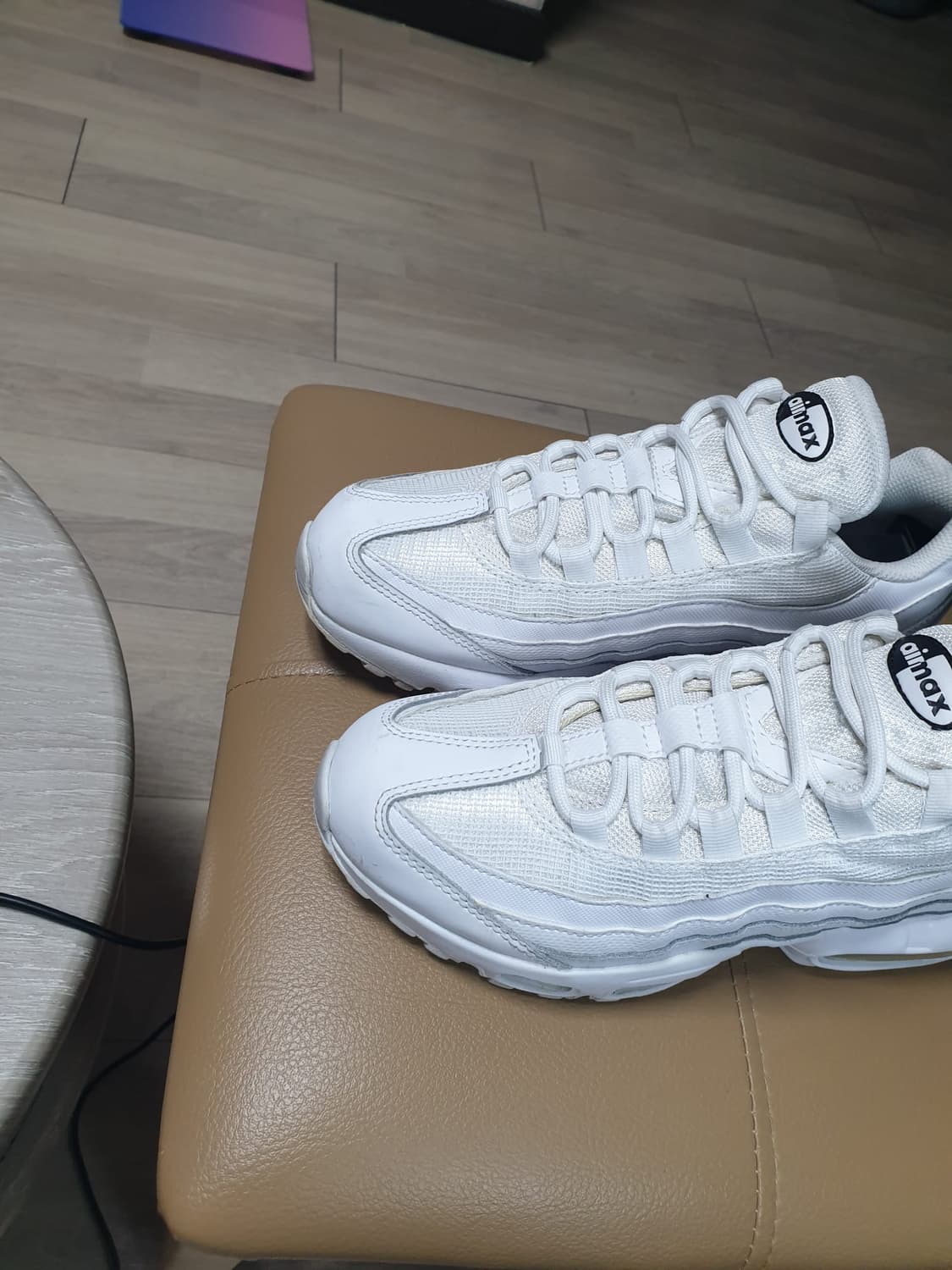 나이키 240 상품이미지4