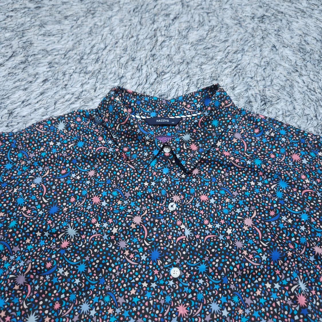 헤지스레이디스)90 여자 리버티 패턴셔츠남방 / 왕눈이샵 상품이미지3