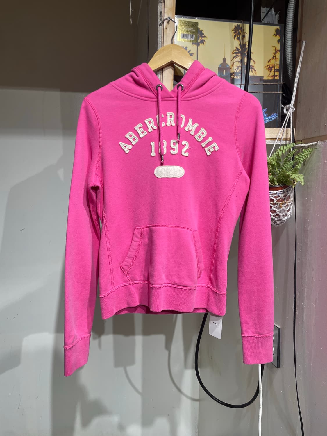 아베크롬비 핑크 크롭 후드티  상품이미지1