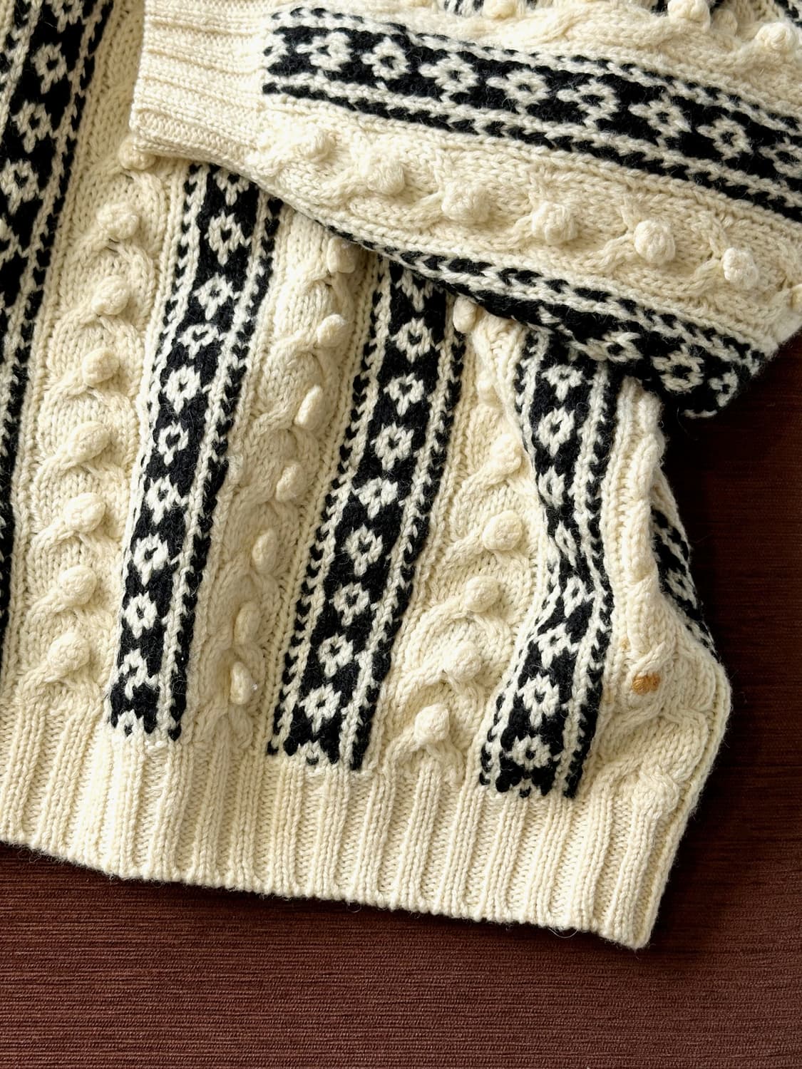 Design patterned heavy wool knit hooded  상품이미지3